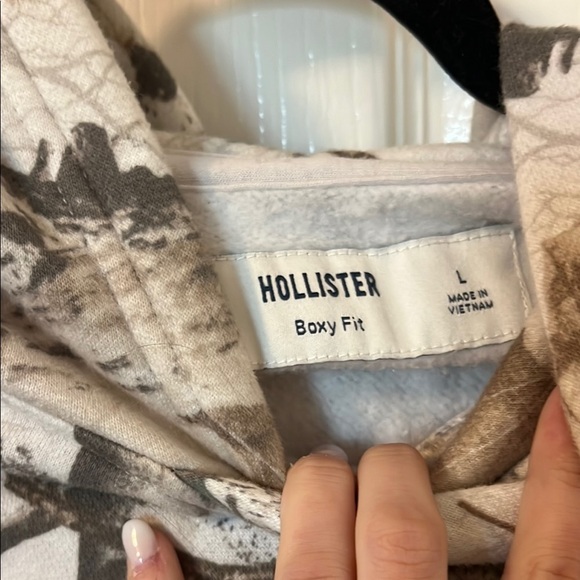Camouflage Hooded Jacket Hollister size large - Picture 2 of 3